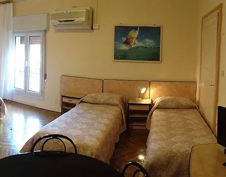 Panorama מלון *