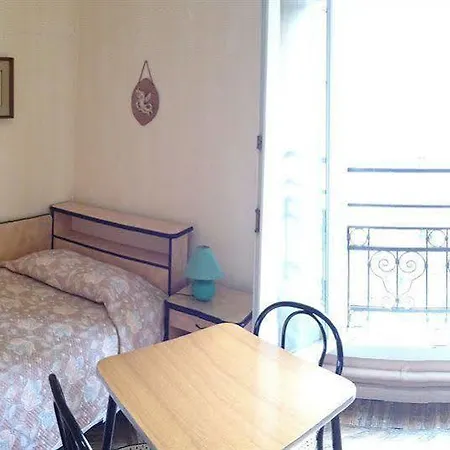 Panorama מלון *